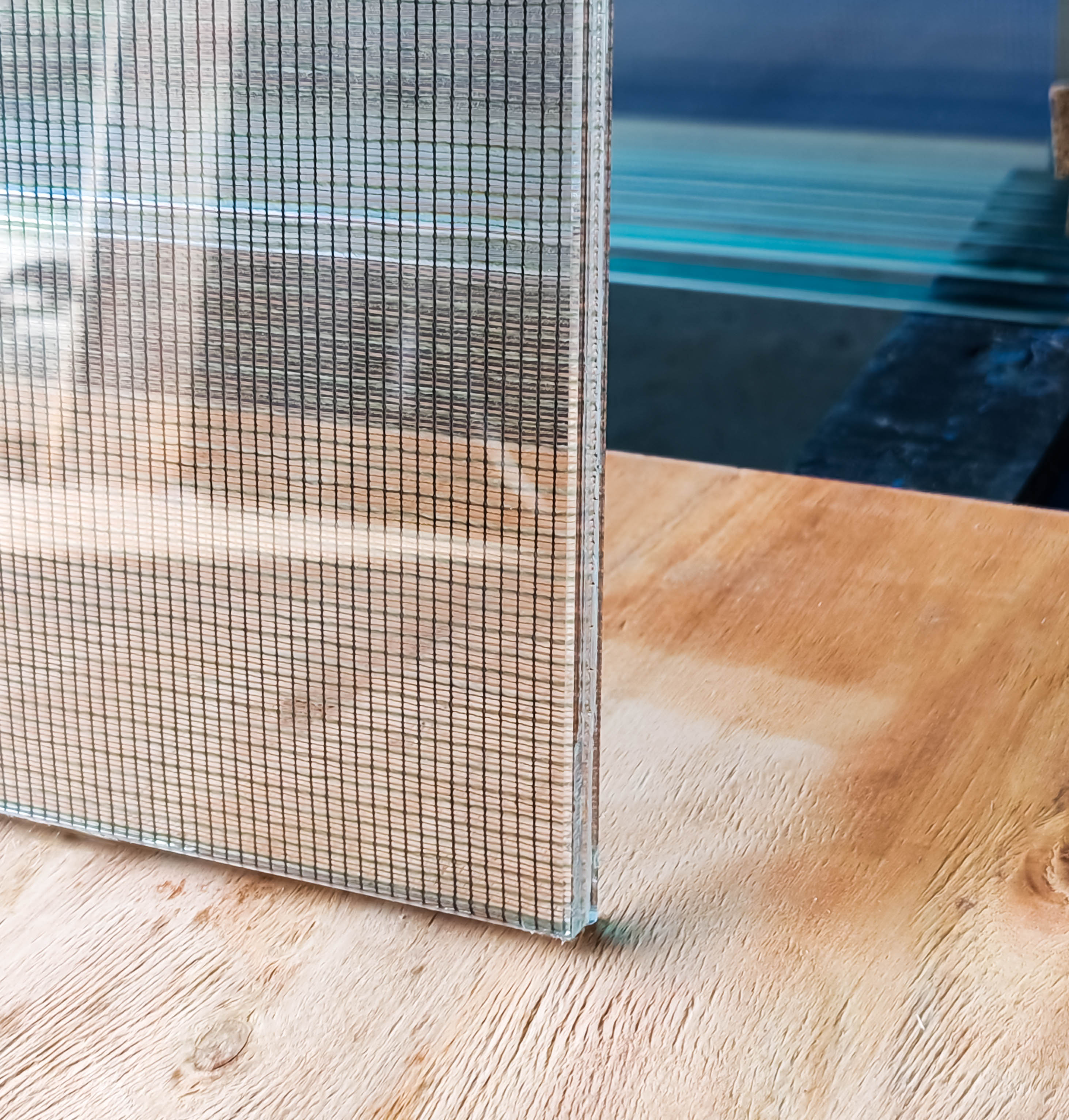 丝质夹层夹胶玻璃