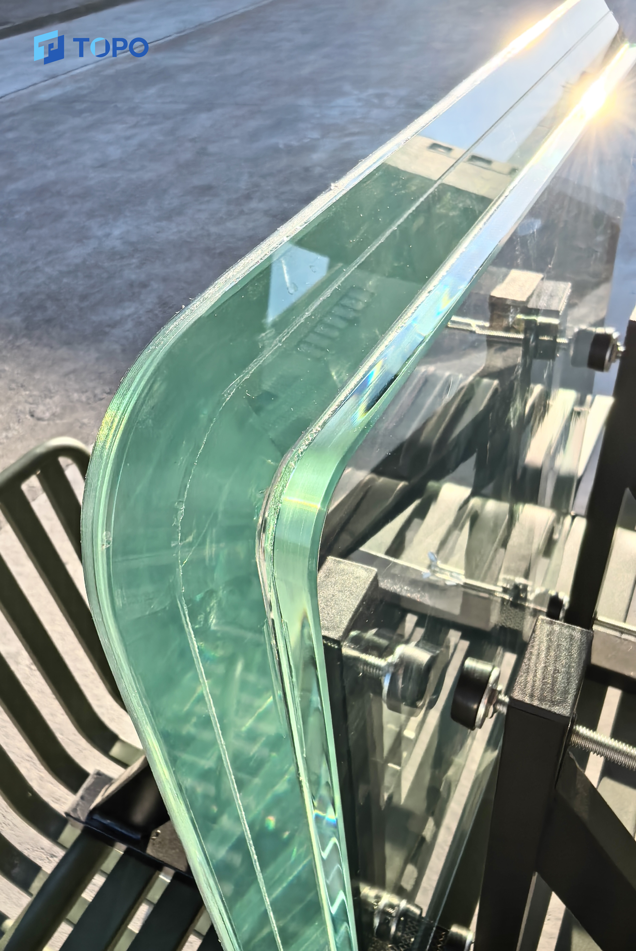 三层防弹夹胶玻璃