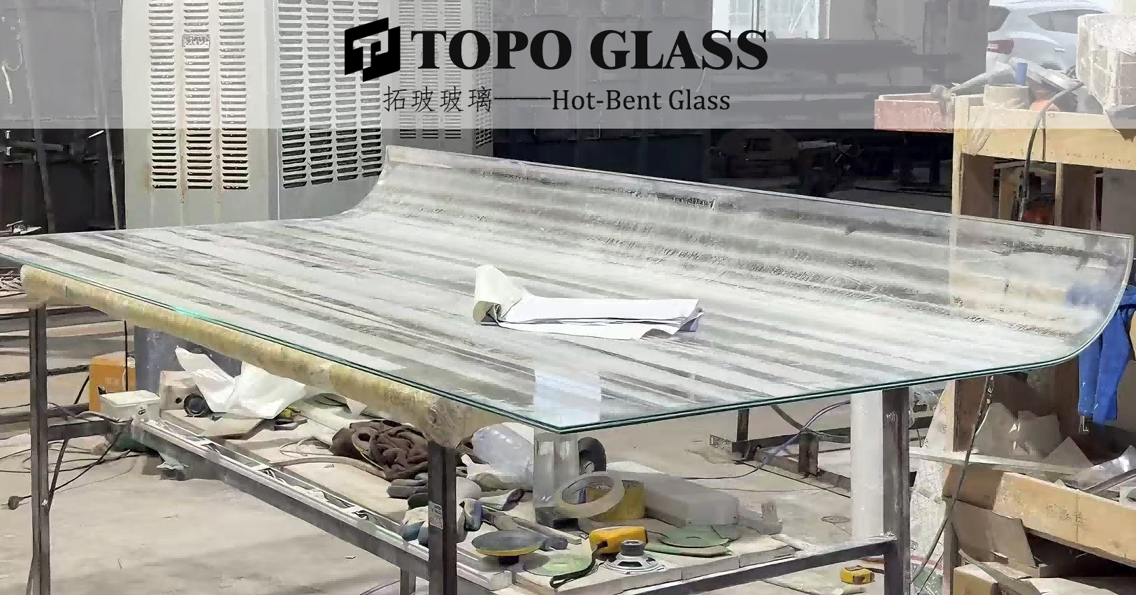 拥有先进生产线的弯玻璃供应商工厂